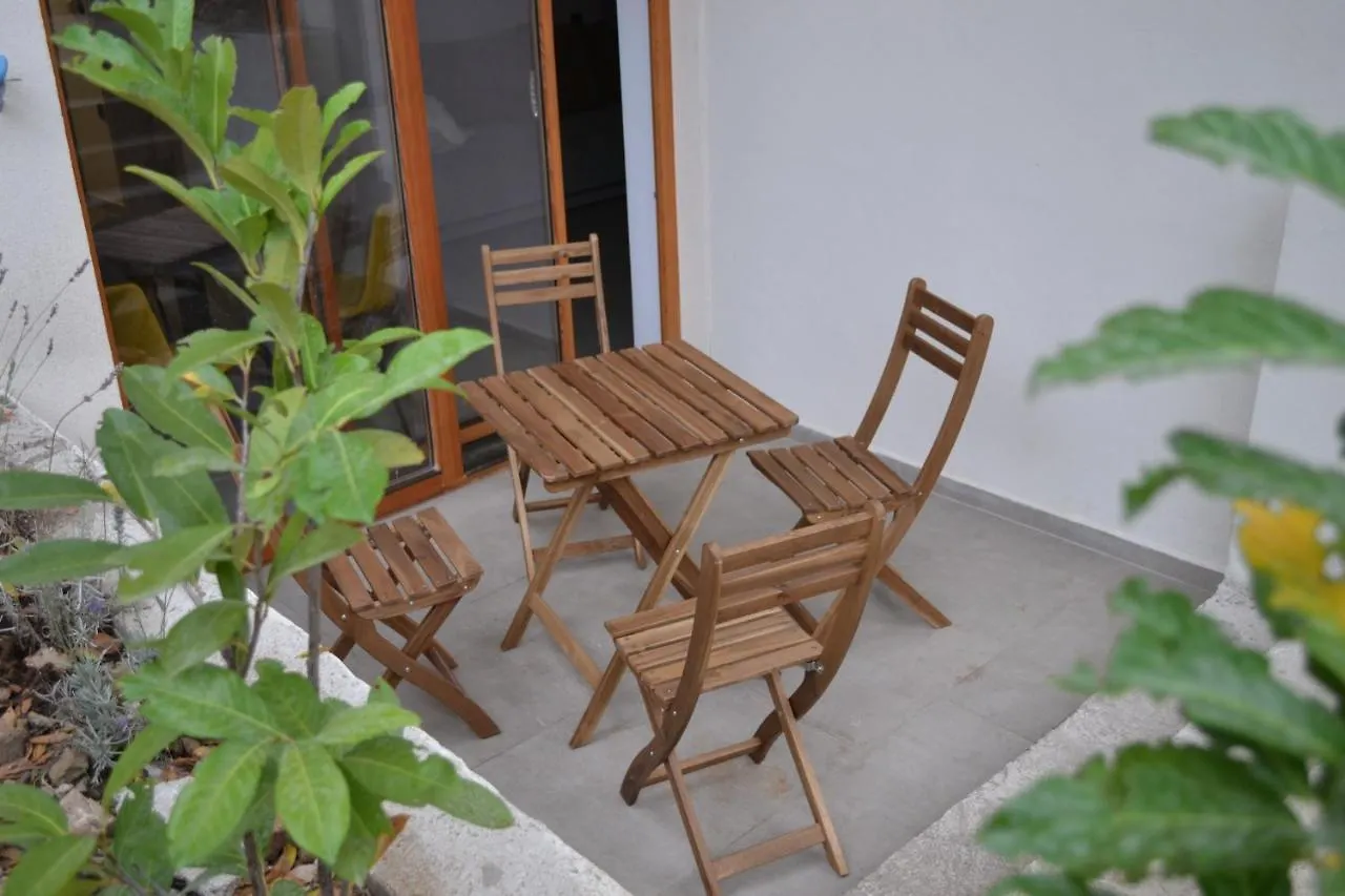 Pula Residence Rooms And Apartments Old City Center Croatia