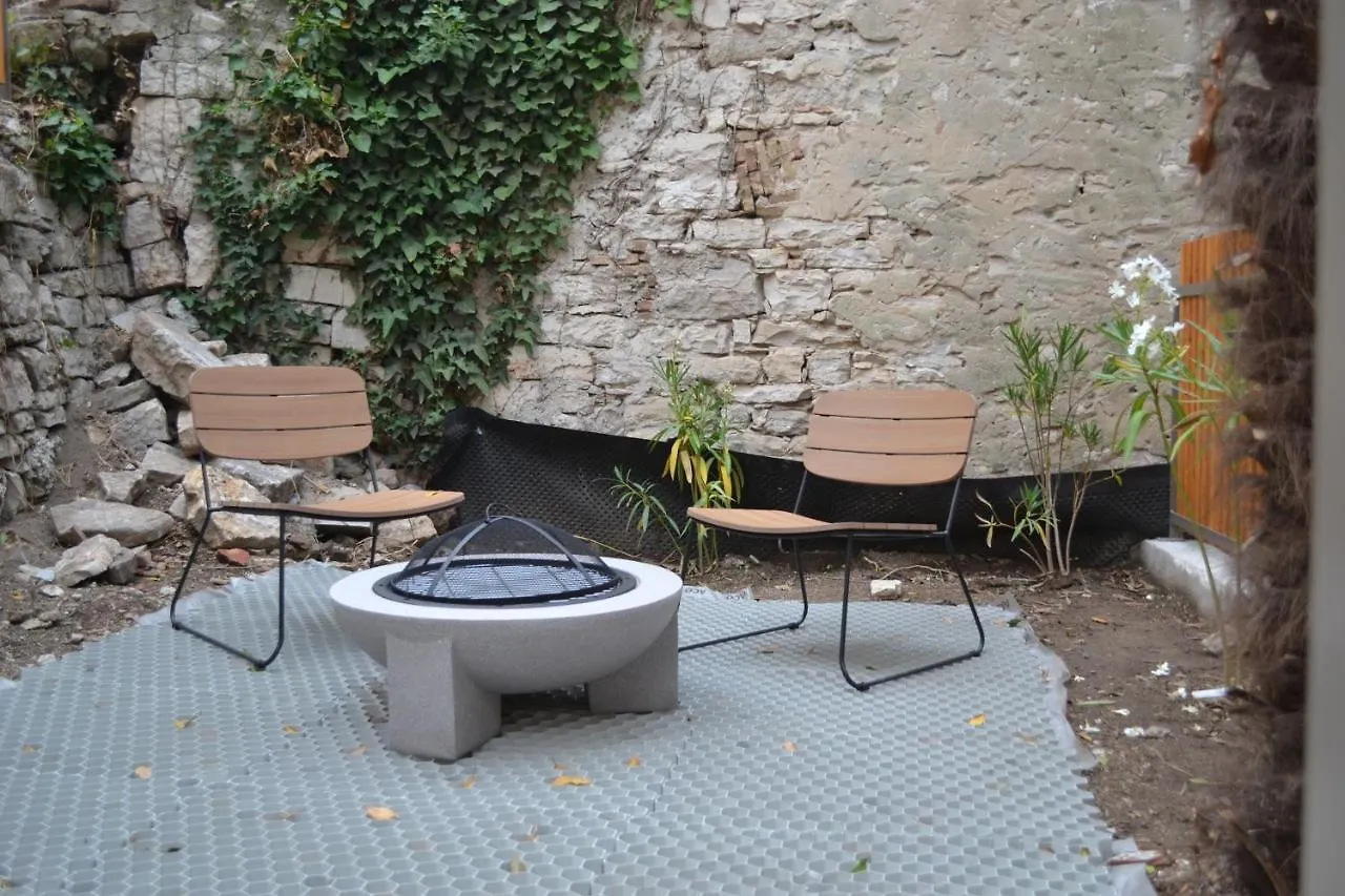 Pula Residence Rooms And Apartments Old City Center 0*,