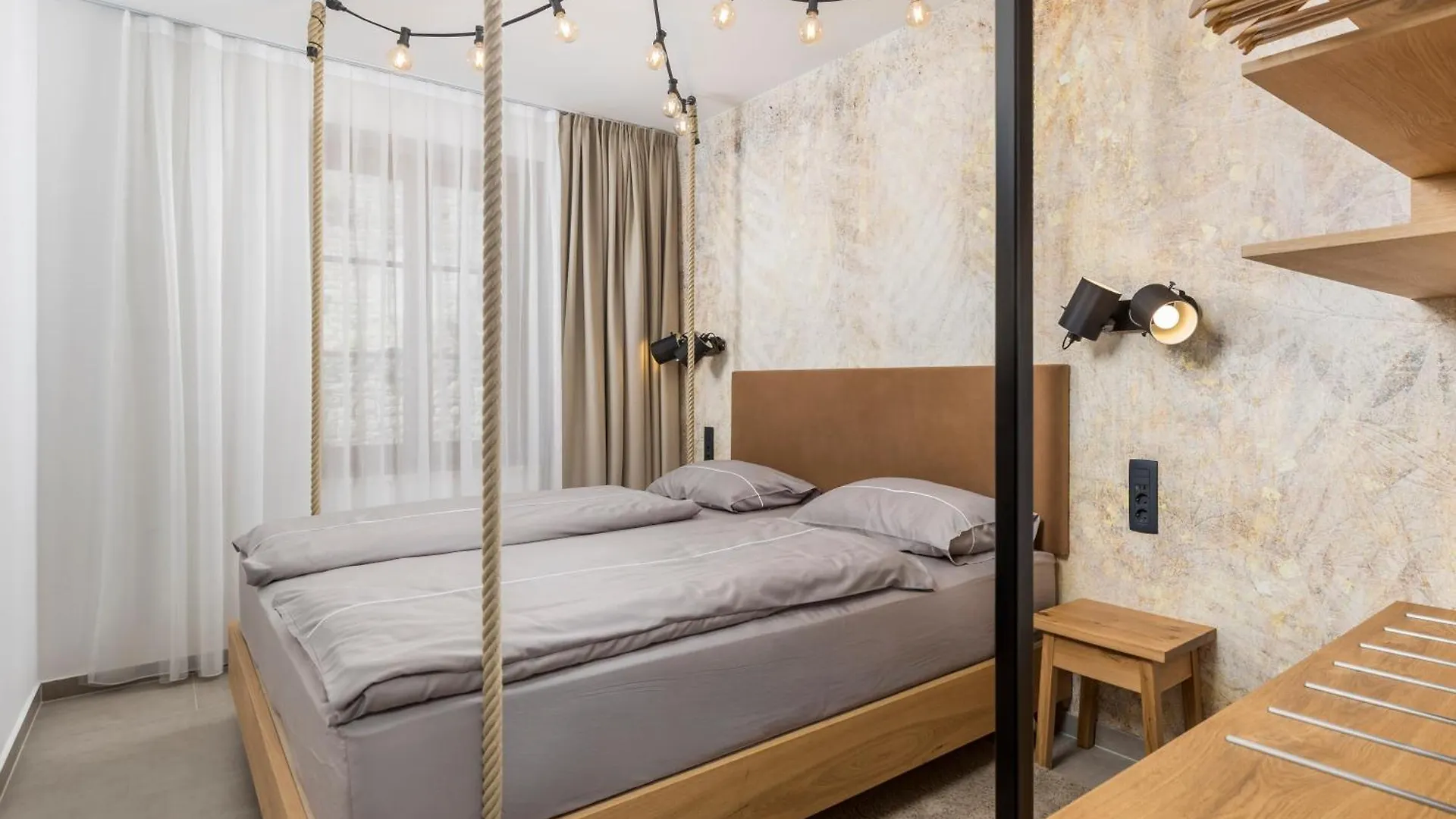 Pula Residence Rooms And Apartments Old City Center